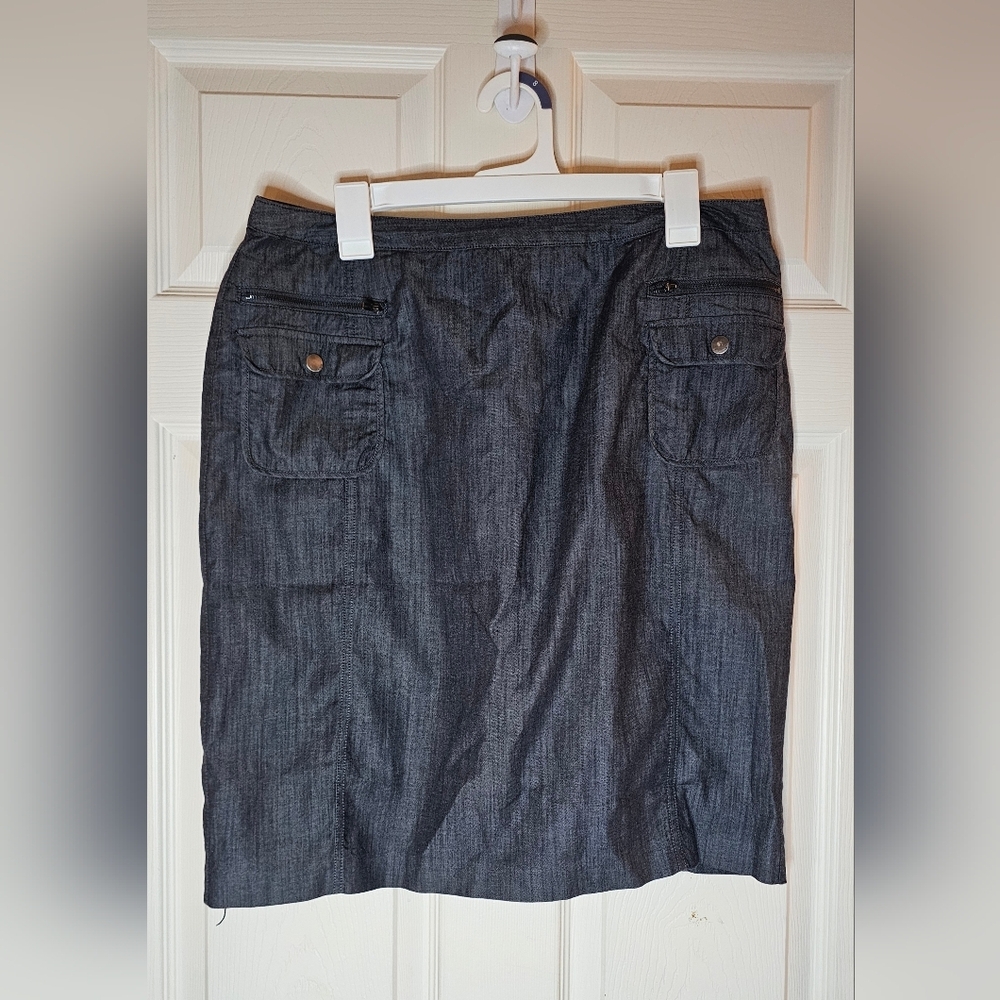 Calvin Klein Gray Chambray Cargo Pocket Midi Pencil Skirt - Size 12